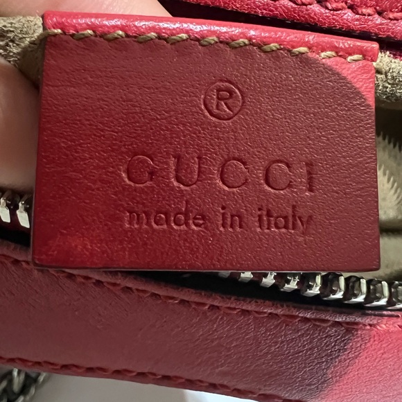Gucci Arabesque Small Camera Bag / Red - Picture 11 of 15